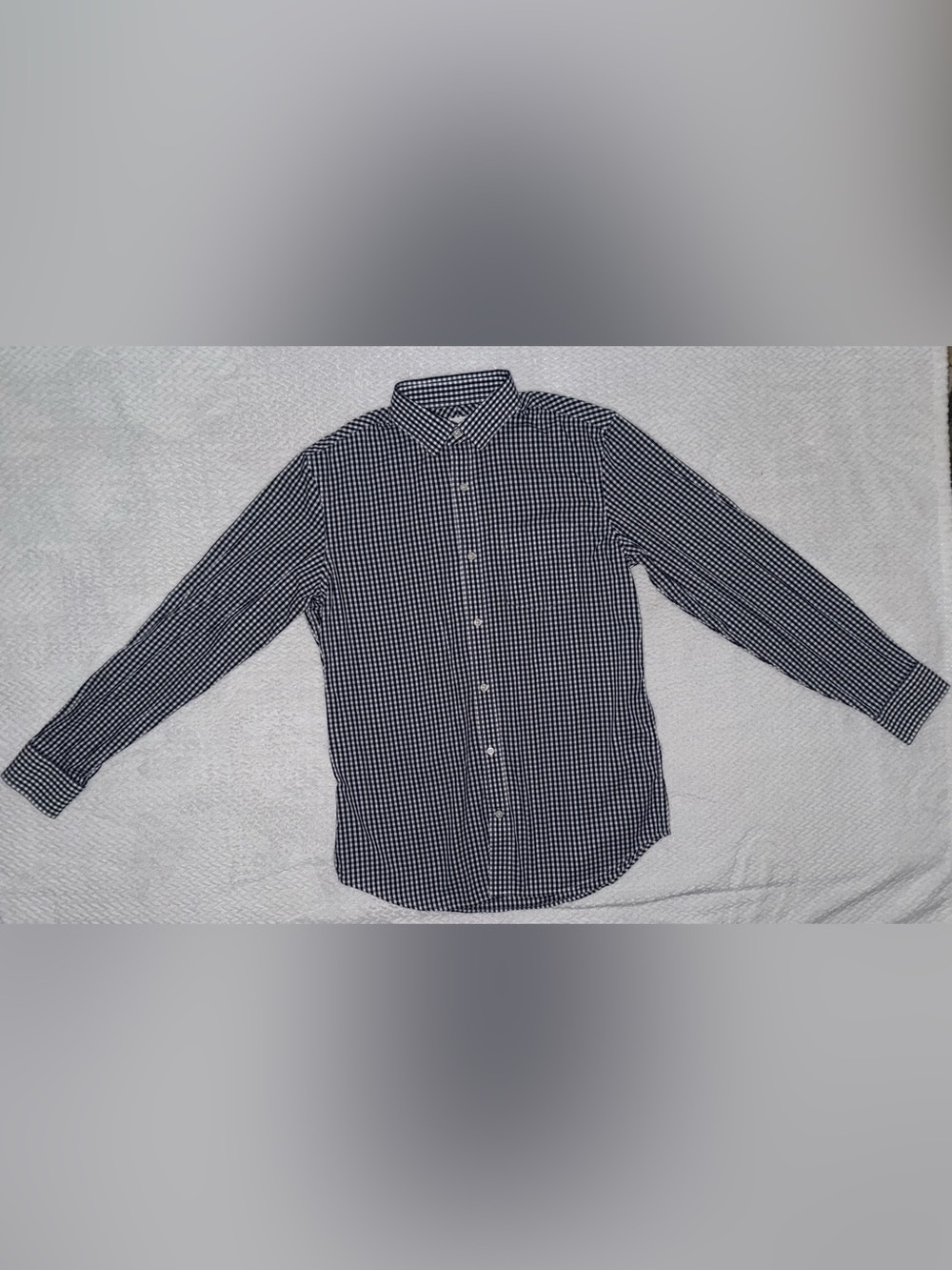 GAP Men’s Navy and White Gingham Button-Down Shirt